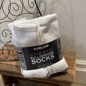 🆕 Kirkland Signature Men’s Athletic Socks